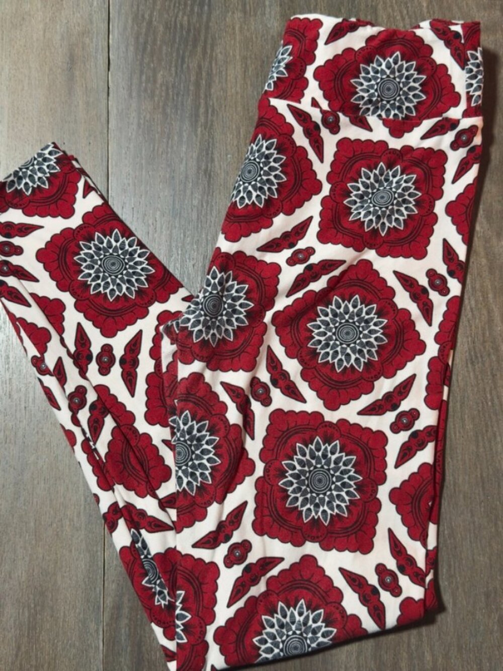 LulaRoe Print Leggings